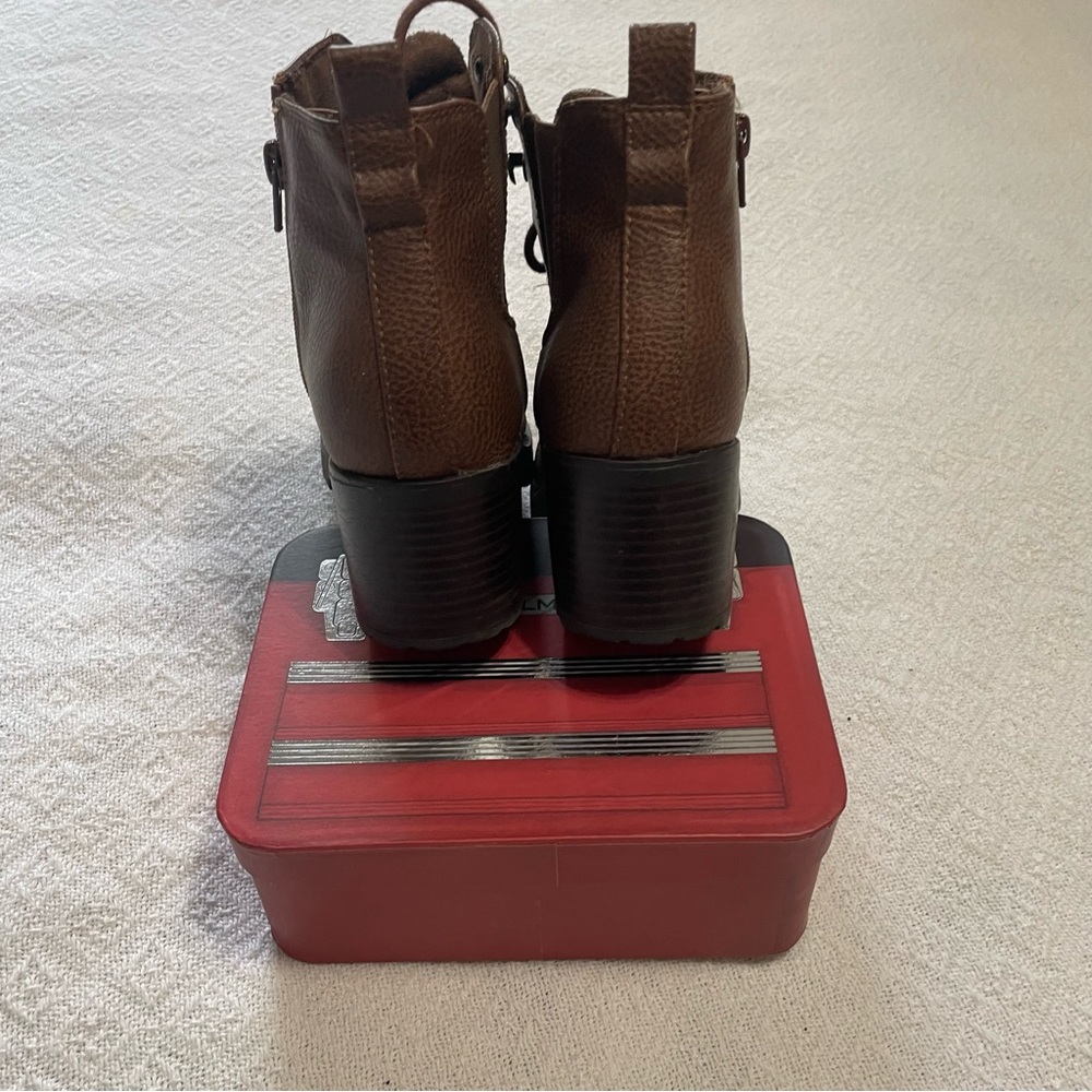 MIA‎ Brown Ankle Boots Size 7 M - Picture 8 of 11